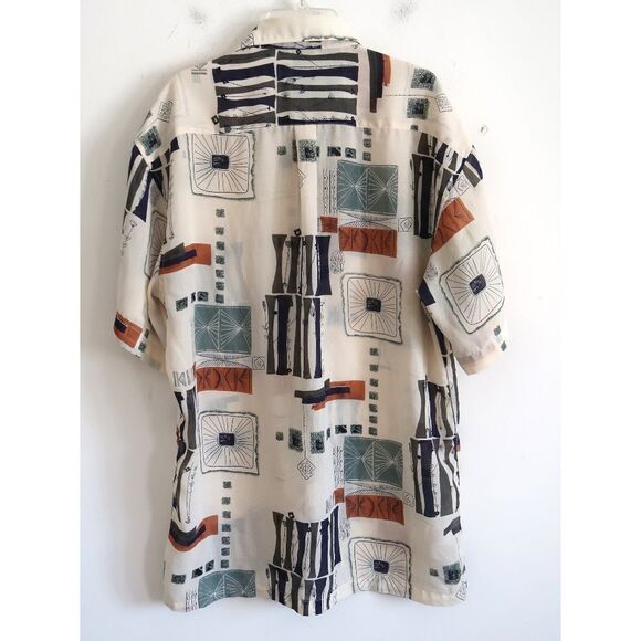 Core Line Casual Short Sleeve Shirt - Size Medium - Picture 6 of 8